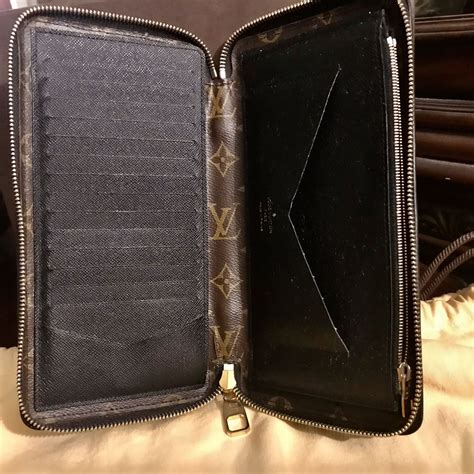 louis vuitton daily organizer wallet fake|louis vuitton wallet bifold.